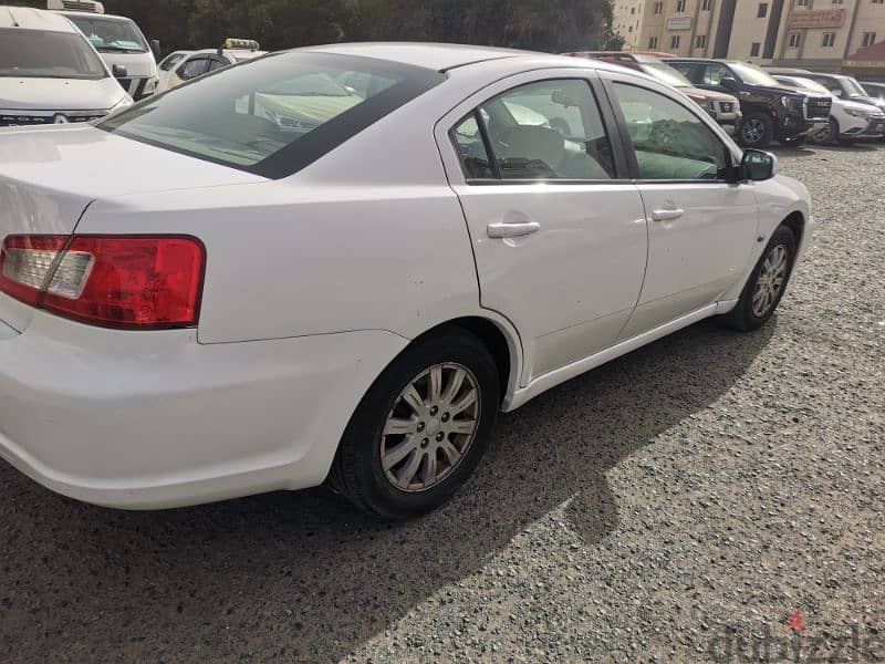 Mitsubishi Galant 2009 6