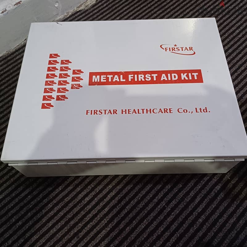 First aid box_ FIRST STAR healthcare metal first aid kit 0