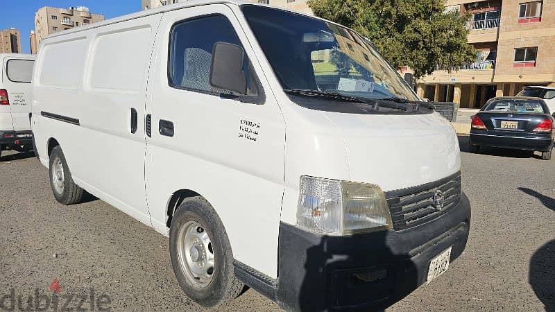 Nissan Van 2004 1