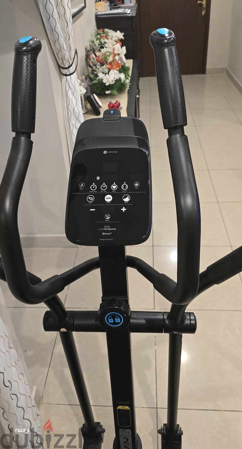 DOMYOS E-Shape Plus (Decathlon) 1