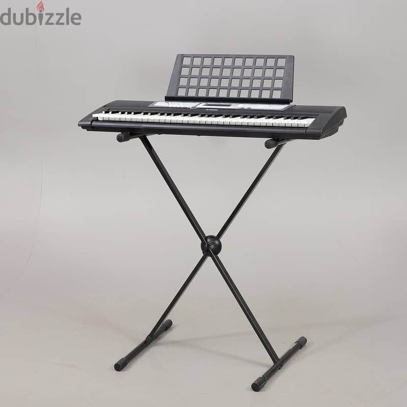 Yamaha Portatone PSR E213 Portable Keyboard w/stand for sheet music 3