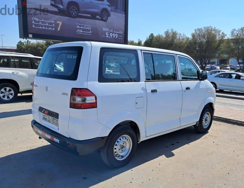 Suzuki Super Carry 2011 3