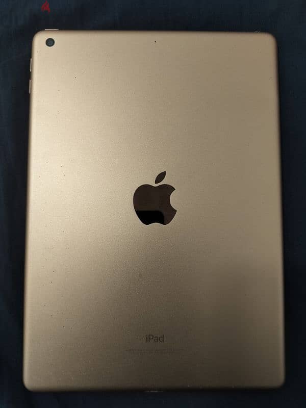 iPad 6th generation 128 GB 3