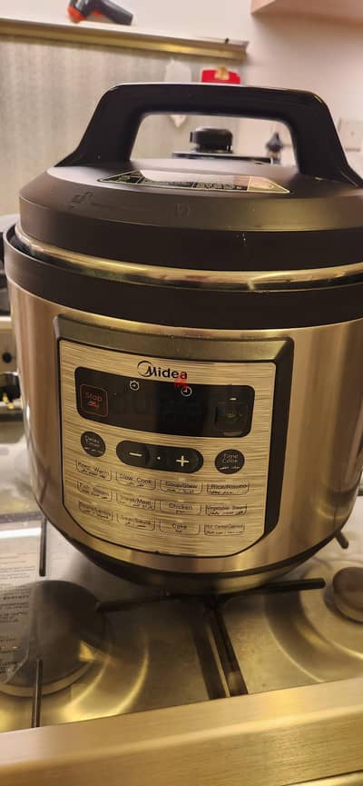 pressure cooker  / instapot