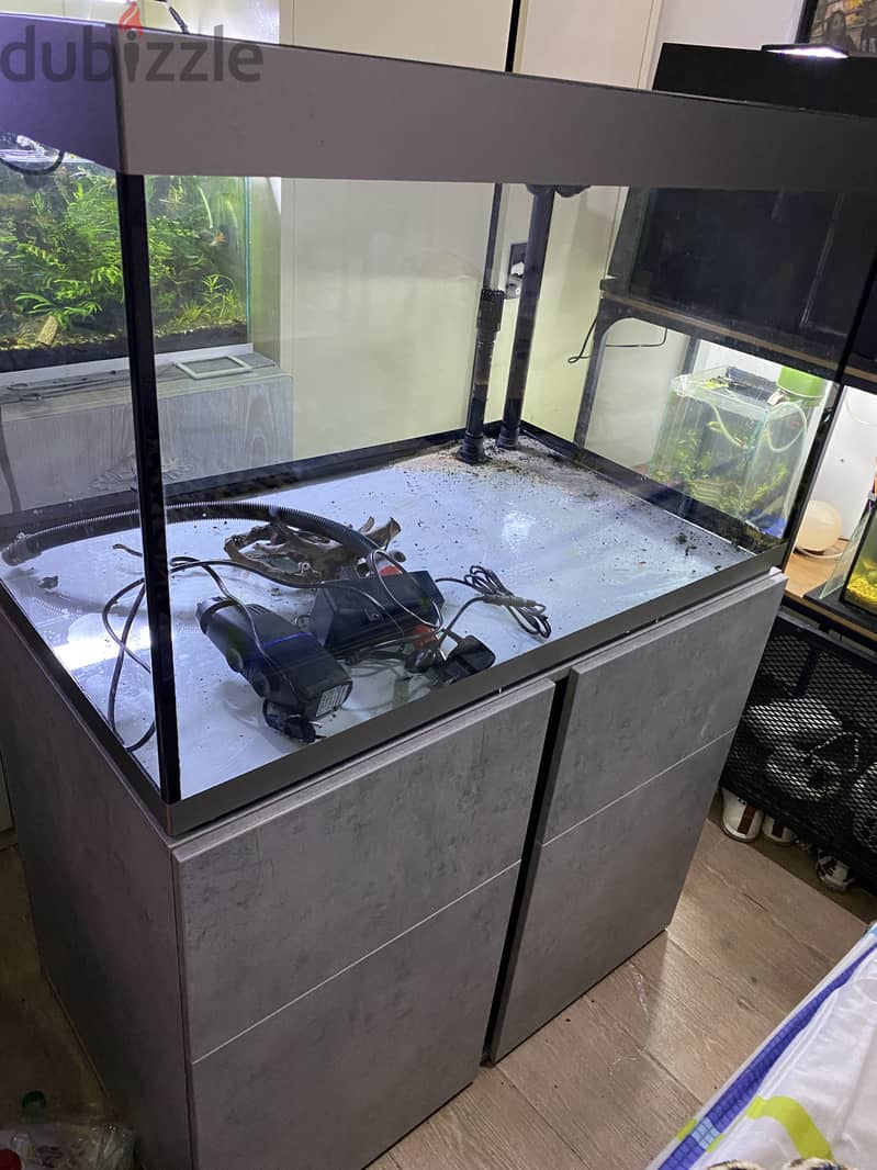 Aquarium FLUVAL 90x55x55cm 4