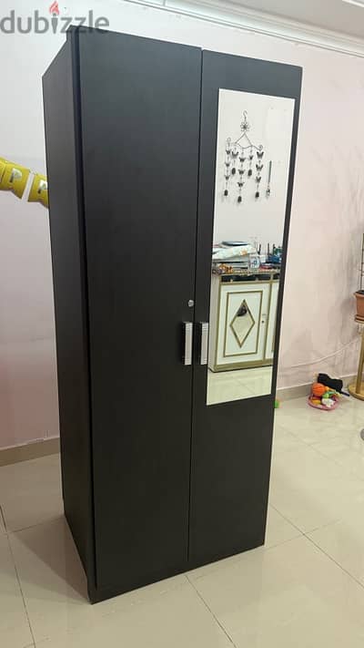 Wardrobe with 2 door