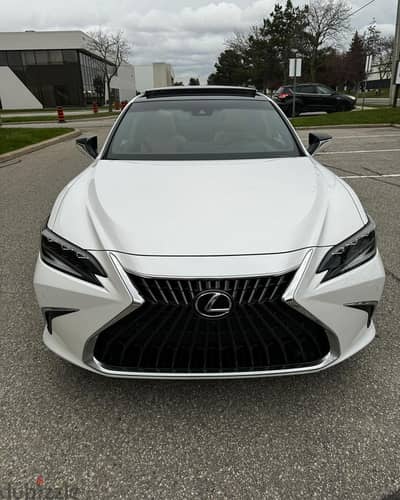 2022 Lexus ES350 GCC Petrol 3.5-litre V6 Automatic