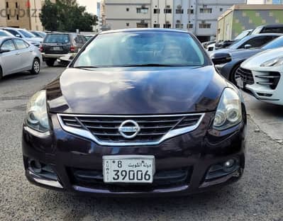 Nissan Altima 2010