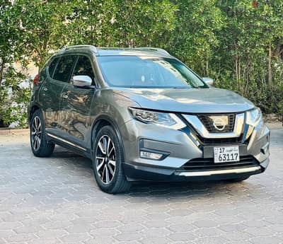 Nissan X-Trail 2020 model 2.5 SL- 7 Seater highest category for sale