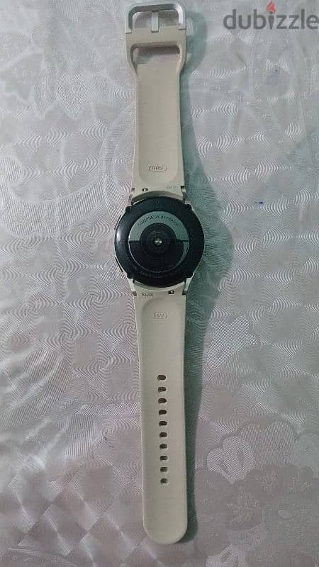 Samsung watch 4 lte with box and additional 2 straps for sale or swap 1