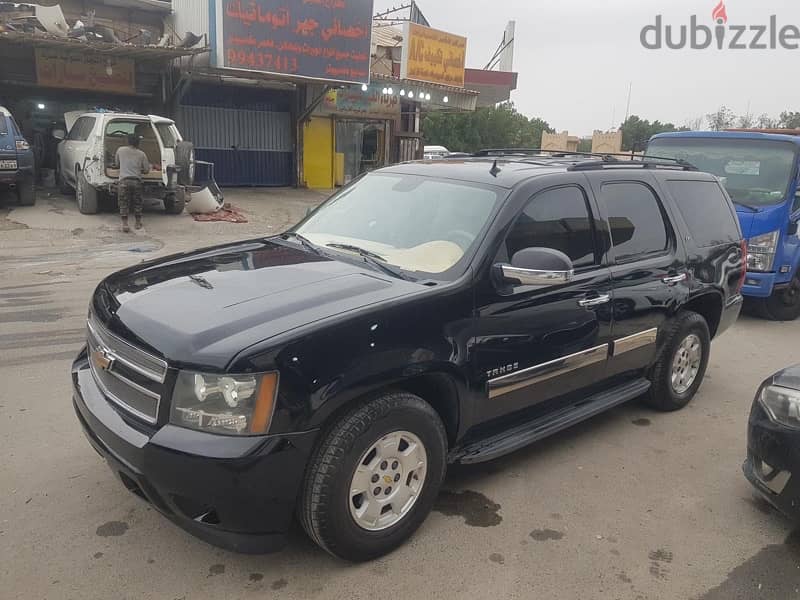 Chevrolet Tahoe 2010 for sale perfect condition, remote keyless entry 2