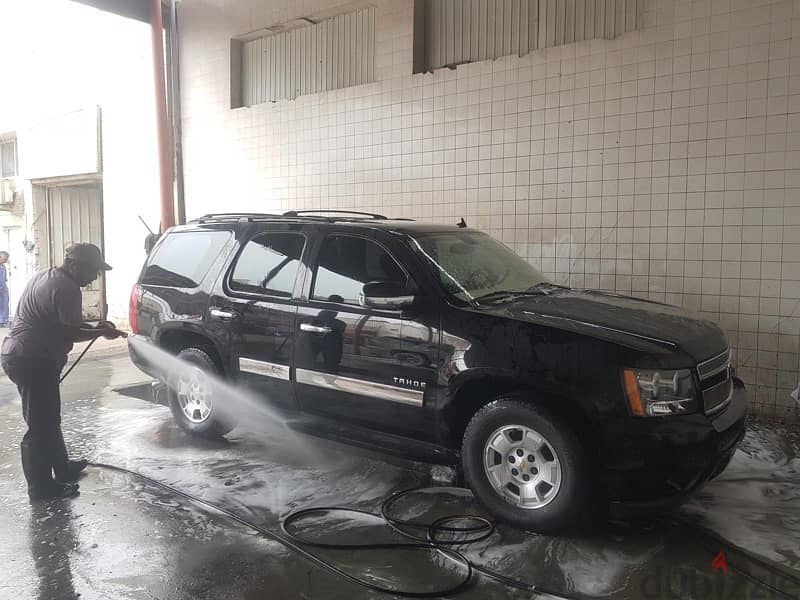 Chevrolet Tahoe 2010 for sale perfect condition, remote keyless entry 3