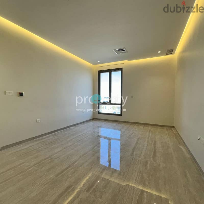 Brand new Five bedroom triplex with Roof for rent in Al Funaitees 10