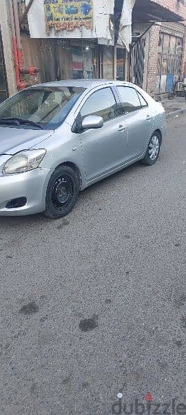 Toyota Yaris 2009 1