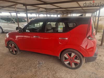 Kia Soul 2021 for sale  كيا سول ٢٠٢١ استعمال طبيب للبيع لدواعي السفر