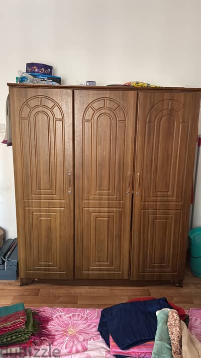 Cuboard wardrobe for sale