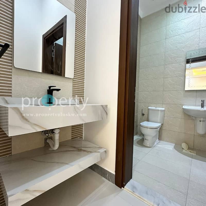 4 Master bedrooms floor with Balcony for rent in Abu fatira 9