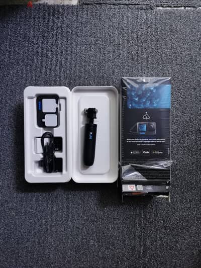 Gopro hero 11  . .  open  box not  used