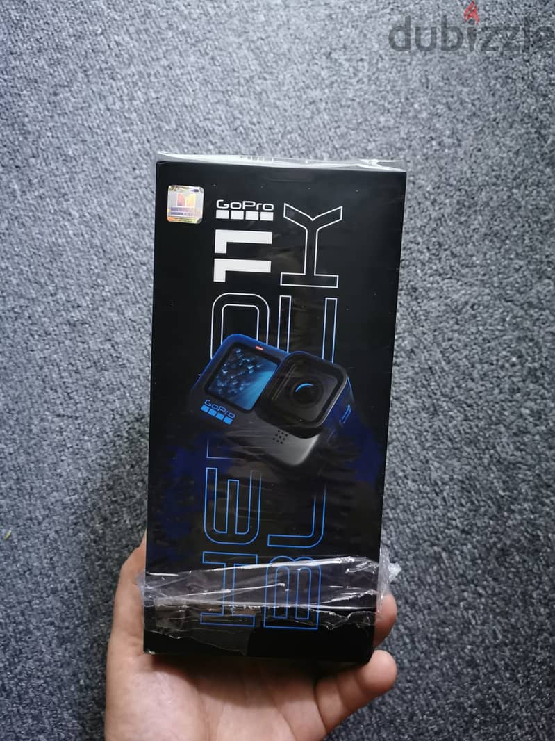 Gopro hero 11  . .  open  box not  used 4