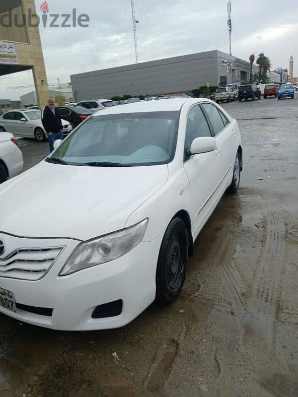 Toyota Camry 2011 4