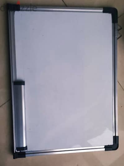 whiteboard with aluminium frame