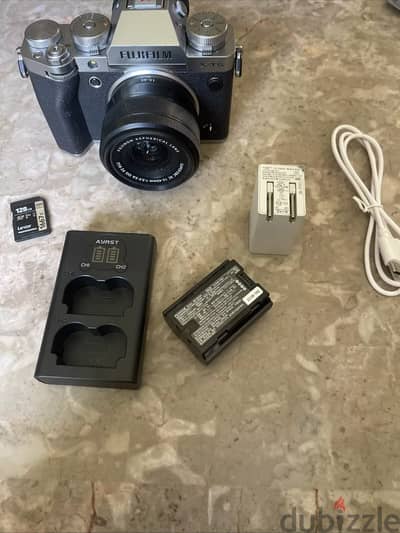 WhatsApp + 31687040507 Fujifilm X-T5 40.2 MP Mirrorless Camera Kit W