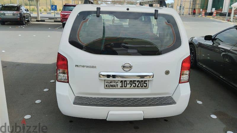 Nissan Pathfinder 2012 3