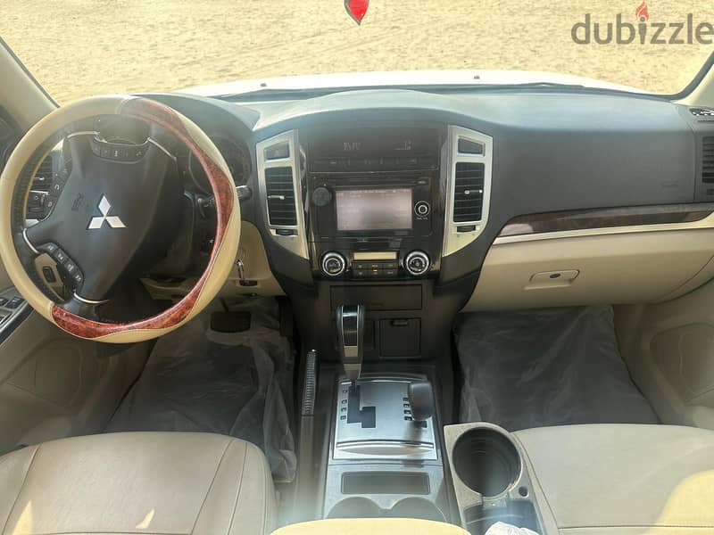 Mitsubishi Pajero 2018 3.8 V6 Full Option 13