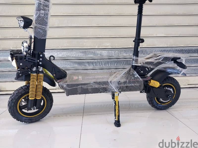 New Rohan Wings Grline S2 Electric Scooter Available For Sale  Kuwait 3