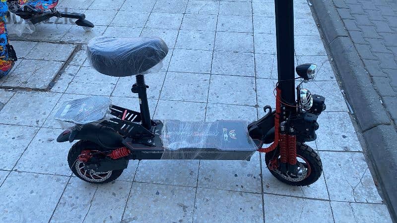 New Rohan Wings Grline S2 Electric Scooter Available For Sale  Kuwait 7