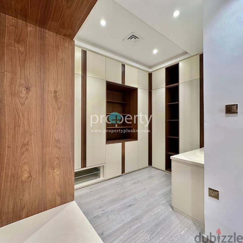 Spacious floor with downtown view for rent in Mansouriya 11