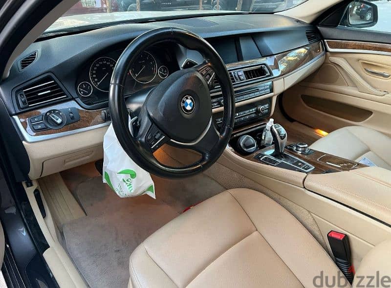 BMW 5-Series 2012 4