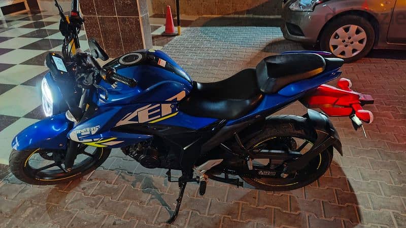 Suzuki Gixxer 150 cc 1