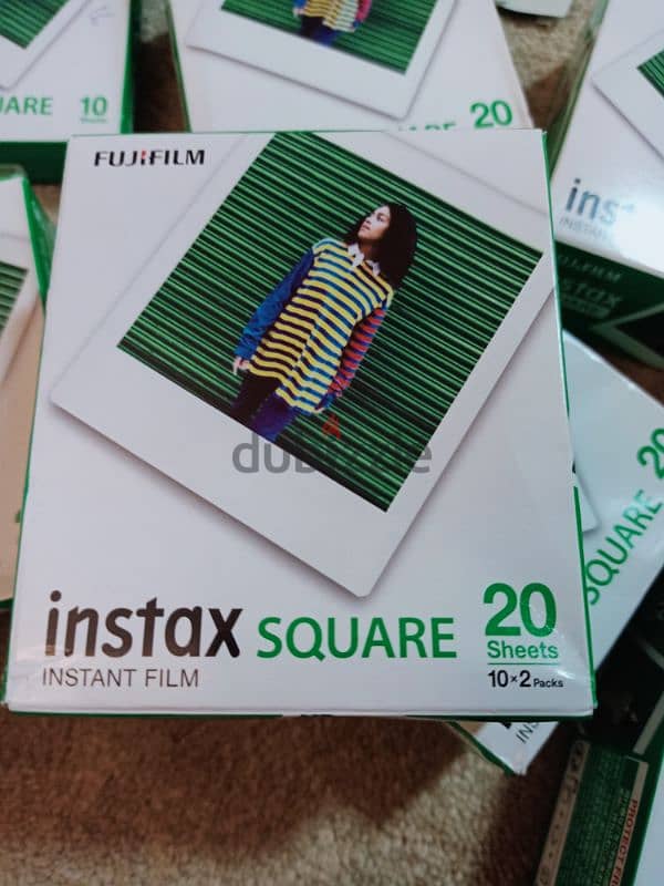 Fujifilm Instax SQ1 Camera, 140pc film sheet and album book. . 11