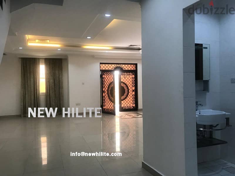 Triplex villa for rent in Hateen ,Kuwait 0