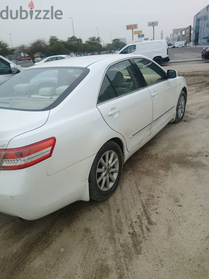 Toyota Camry 2011 2X2 Excellent condition 3