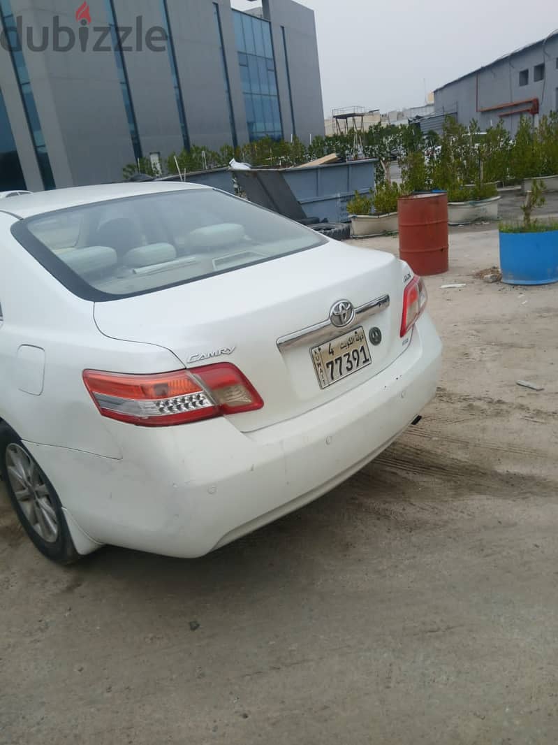 Toyota Camry 2011 2X2 Excellent condition 4