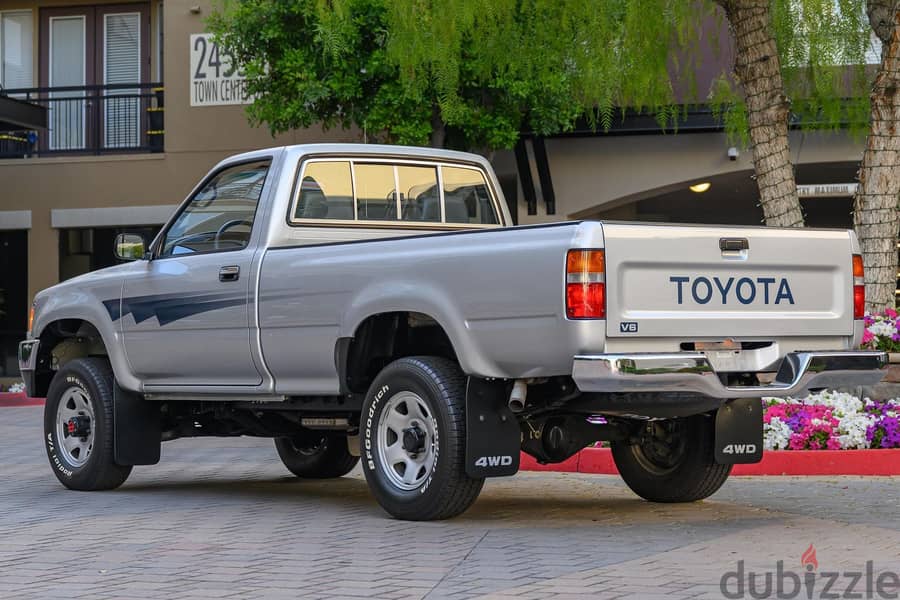 Toyota Pickup 1992 Deluxe 4x4 WhatsApp Chat : +17144191773 1