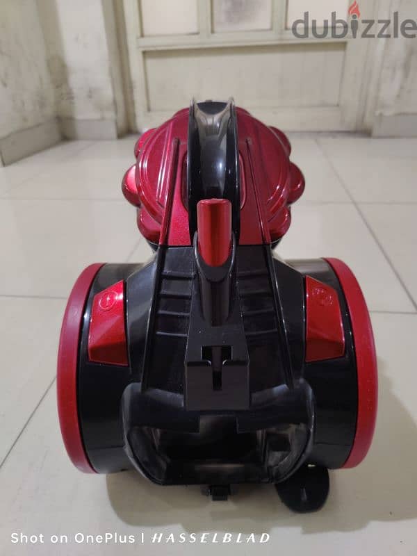 Kenwood Xtreme Cyclone Vacuum Cleaner 1