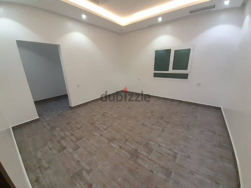 Sabah Al Ahmad-3 Bedrooms Balcony/Apartment Super deluxe 4