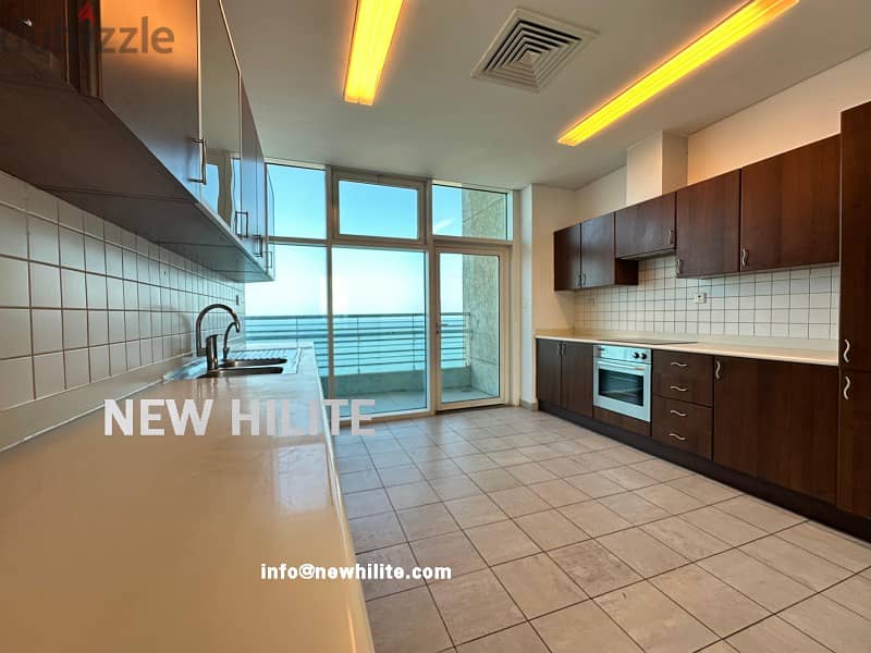 Sea view Three bedroom apartment with balcony for rent in Mangaf 10