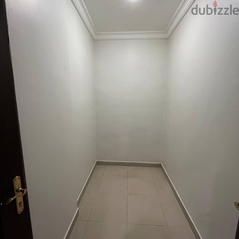 Apartment with sea view for rent in Salmiya 3