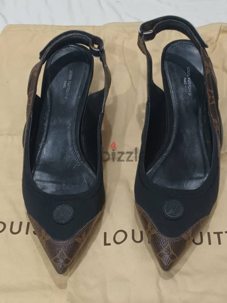 Louis vuitton midheels size 39 0