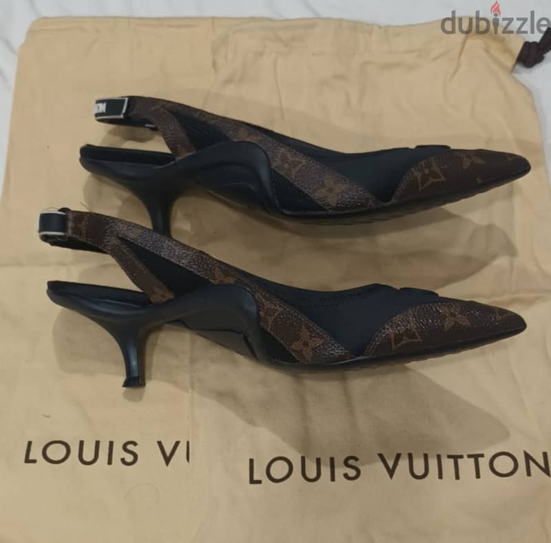 Louis vuitton midheels size 39 2