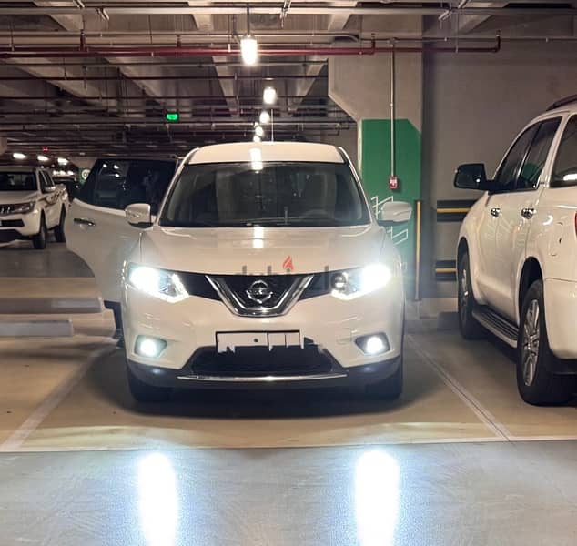 Nissan X-Trail 2016 0