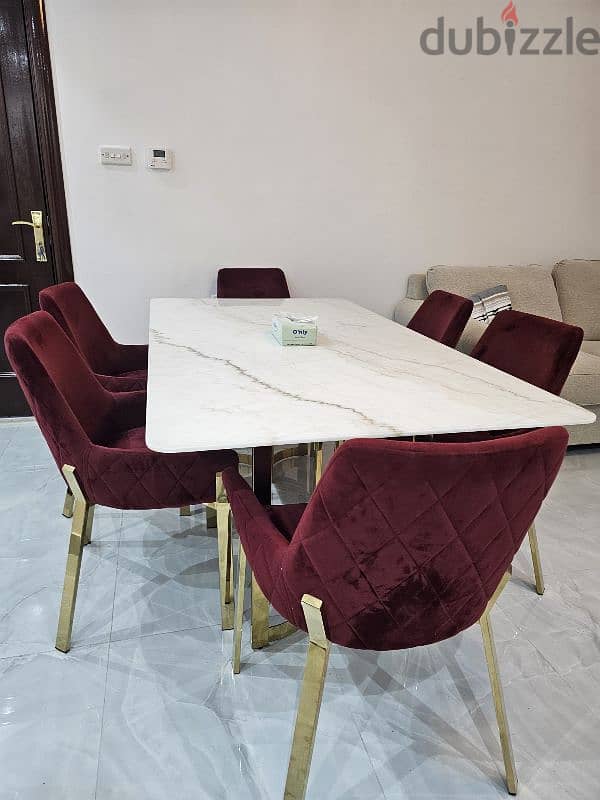 Marble dining table with 6  chairs like new 1