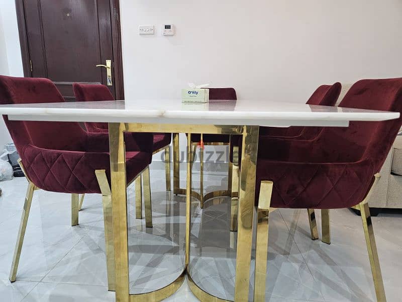 Marble dining table with 6  chairs like new 7