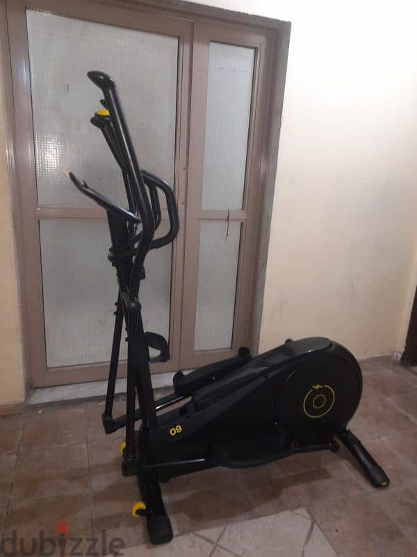 Domyos El-520 self power elliptical machine 2