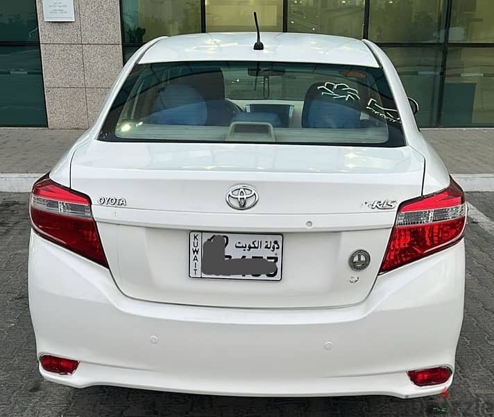 Toyota Yaris 2017 Urgent For Sale  in 990 kd only 2