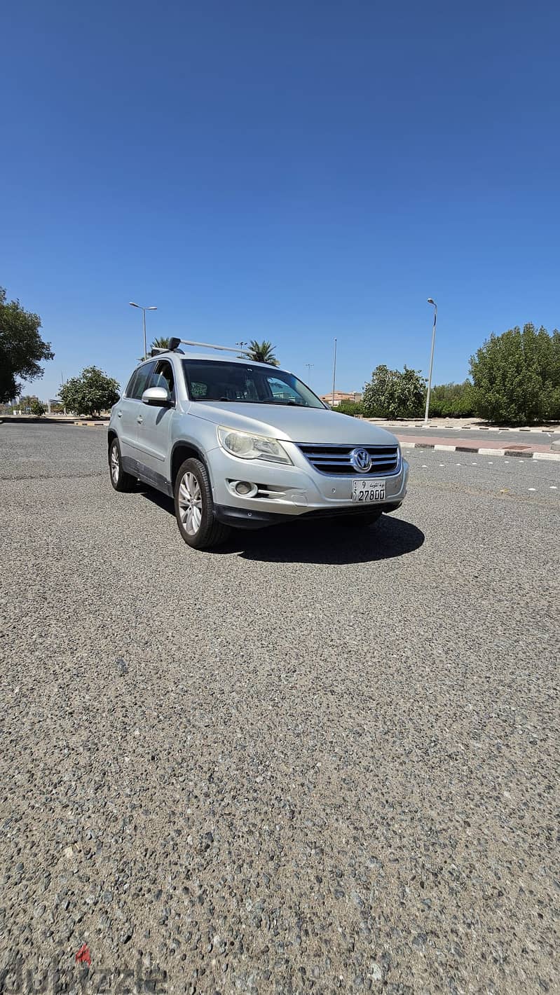 2009 Volkswagen Tiguan 2000cc Turbo, Western expat leaving 1